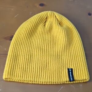 Oakley Back Bone Beanie 2.0 (AMBER YELLOW COLOR)
